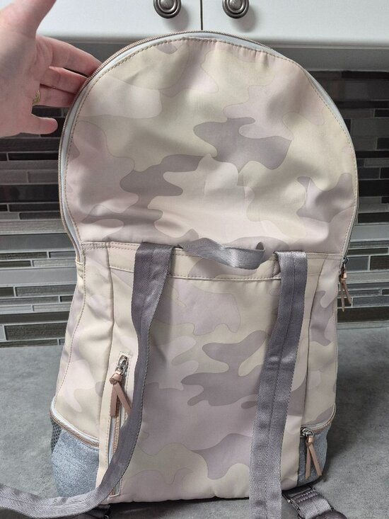 Stella & Dot Crush It Backpack Pink and Grey Camo - Picture 10 of 14